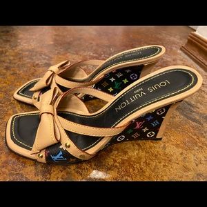 louis vuitton studded monogram wedges, size 37